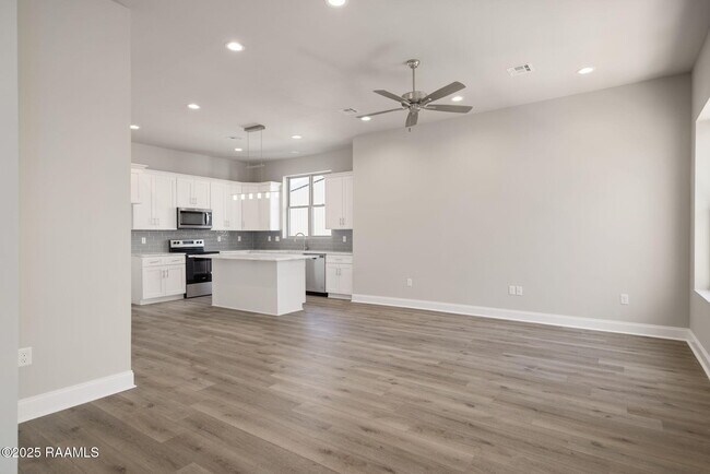 Building Photo - 104 Canvasback Dr
