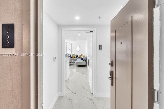 Building Photo - 17375 Collins Ave