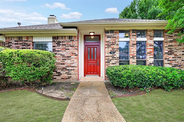 Building Photo - 918 Green Brook Dr