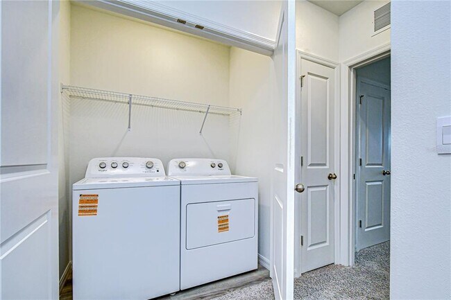 Building Photo - 17485 Spanish Oak Lp