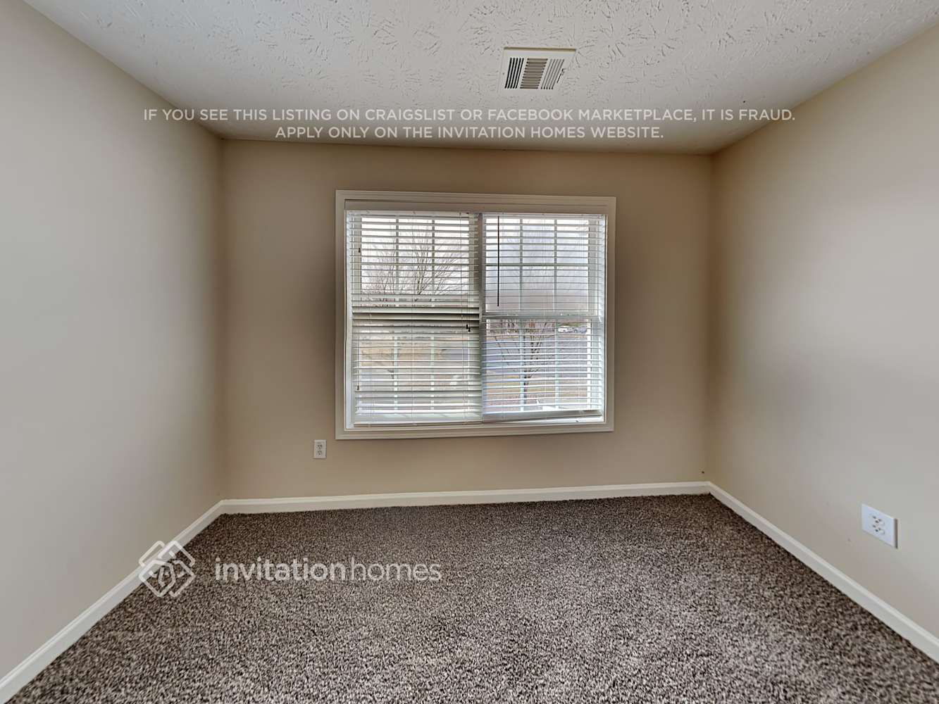 Building Photo - 633 Country Grove Ln NE