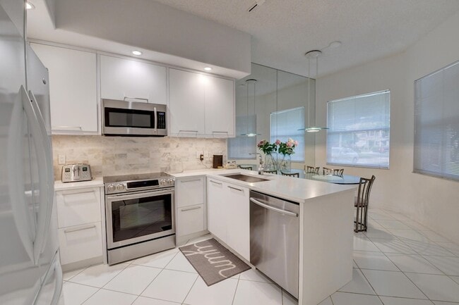 Building Photo - 5801 NW 24th Ave