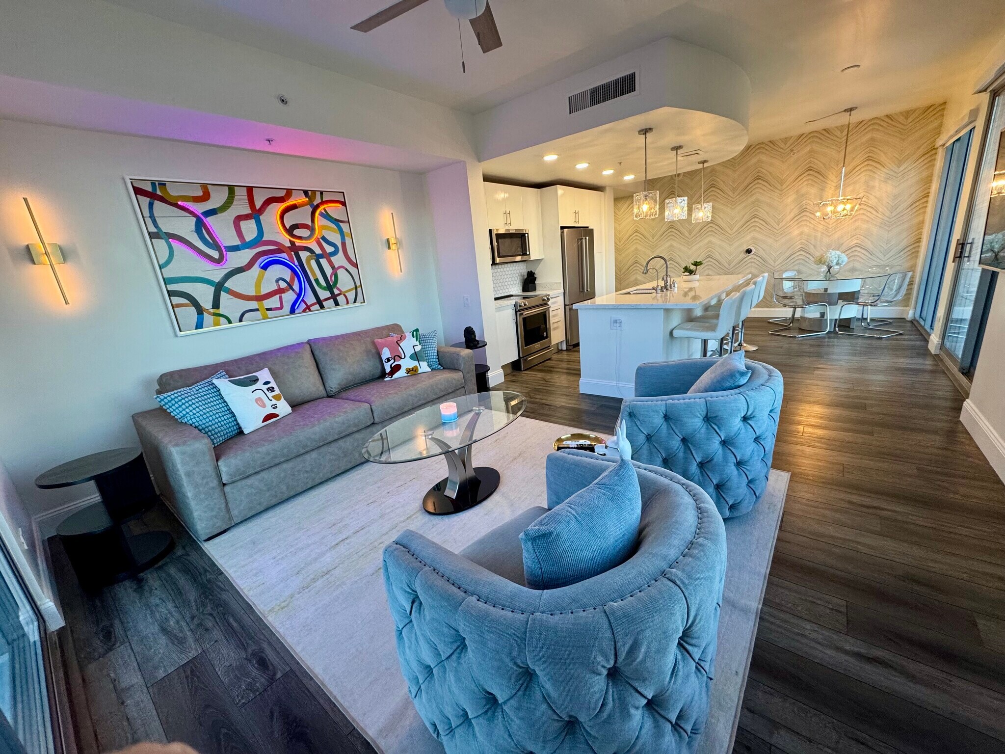 Building Photo - 200 W Sahara Ave