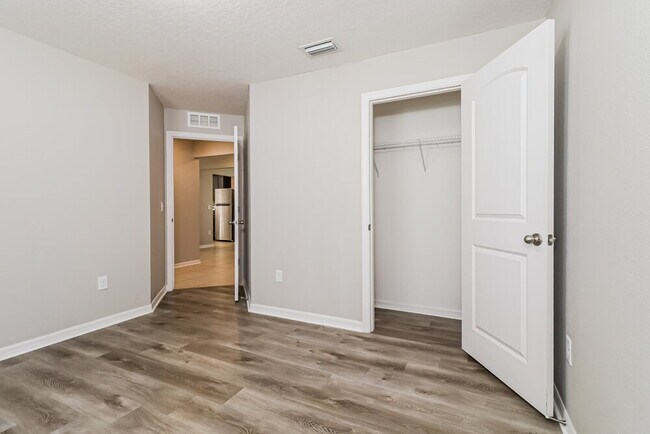 Building Photo - 8349 Silverbell Loop