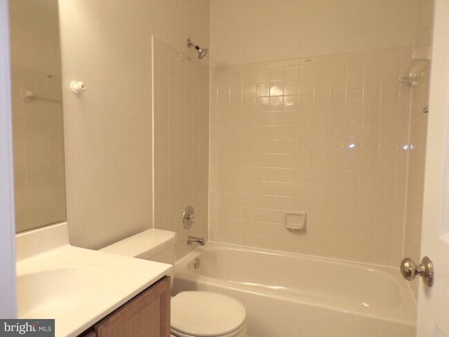 Building Photo - 8305 Ridge Crossing Ln