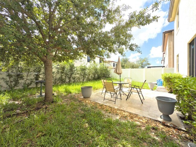 Building Photo - 10583 W 35th Way