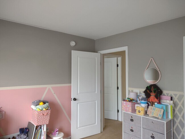 Building Photo - Great Four Bedroom Home in Elgin, SC!