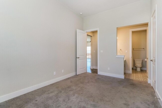 Building Photo - 6101 Antelope Well Ln