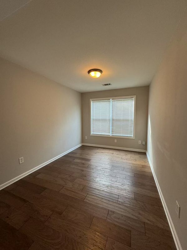 Building Photo - 2692 Briaroak Dr