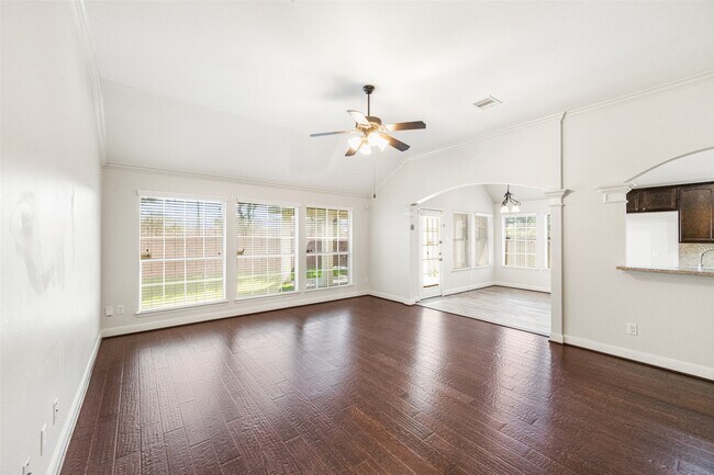 Building Photo - 12806 Winter Springs Dr