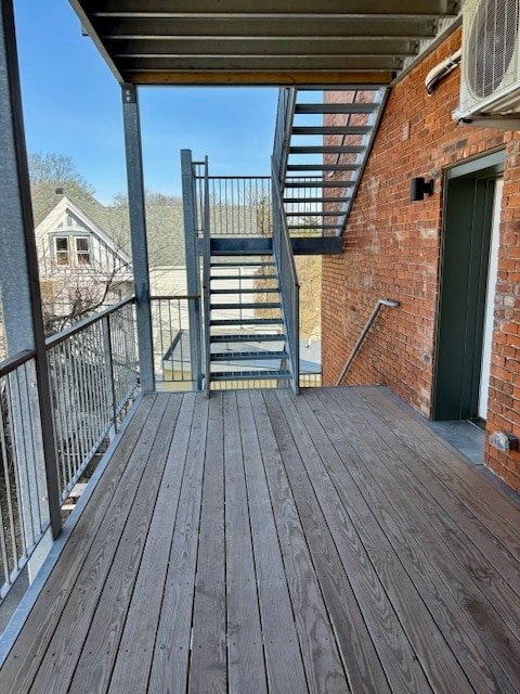 Building Photo - 1634 Hewitt Ave