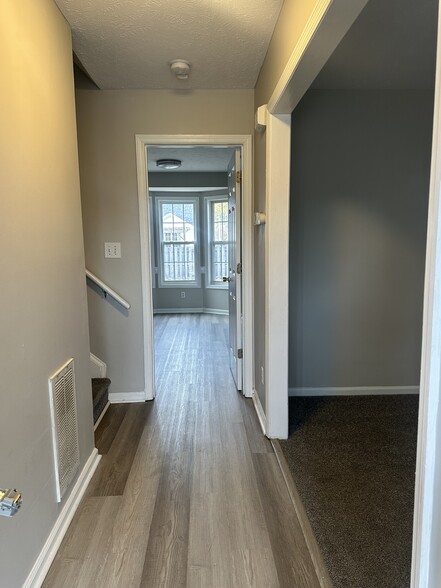 Building Photo - 630 Connaly Dr