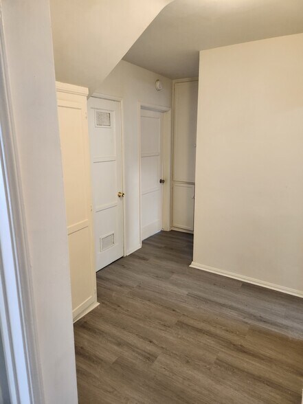 Hallway - 2183 W 27th St