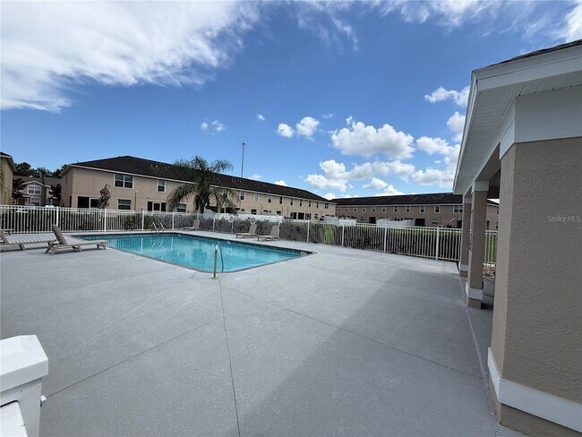Building Photo - 5011 Chipotle Ln