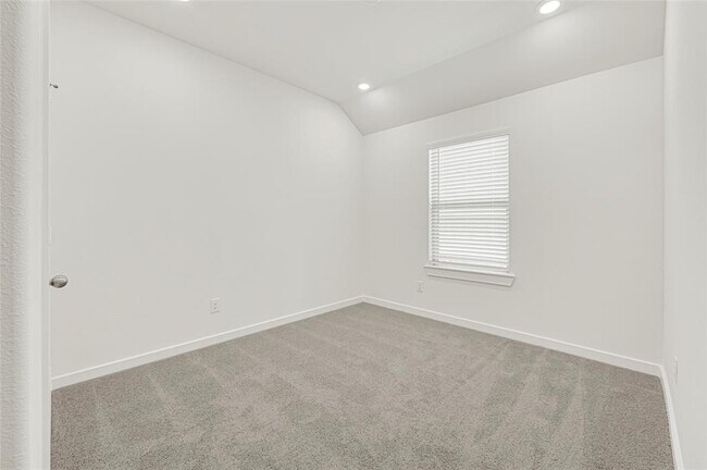 Building Photo - 17123 Bluebonnet Creek Trl