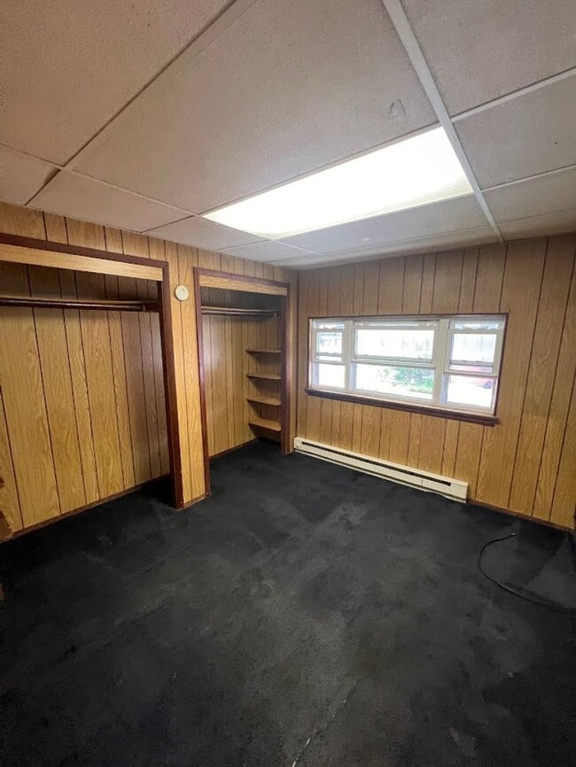 Building Photo - Single Family Home