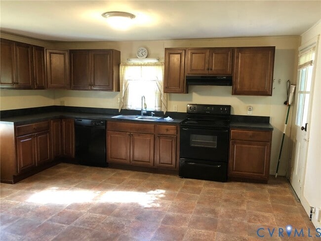 Building Photo - 2900 Mt Hermon Rd