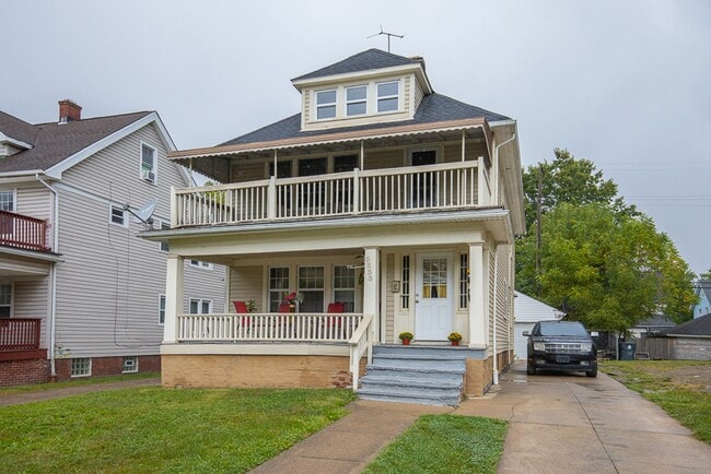 Building Photo - 3333 Desota Ave