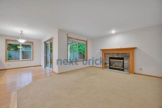 Building Photo - Spacious 4-Bedroom Retreat in Bothell with 2.5 Baths and 2454 Sq Ft of Comfort!