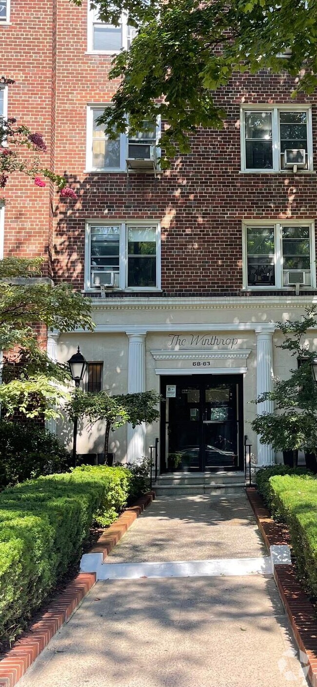 Building Photo - 68-63 108th St