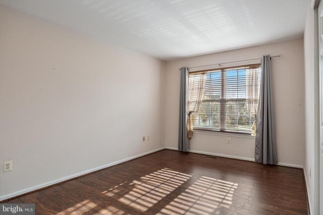 Building Photo - 67 Hearthstone Ln