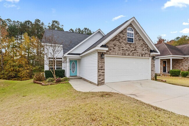 Primary Photo - Grovetown home in pool community!