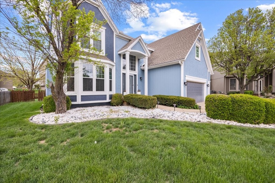 Main Entrance - 8004 W 146th St