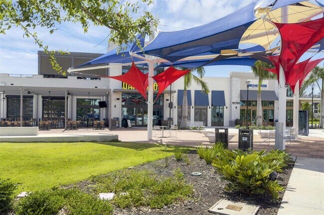 Building Photo - 11314 Pinot Dr