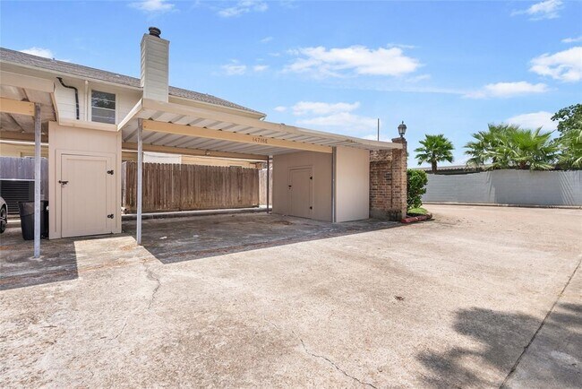 Building Photo - 14716 Perthshire Rd
