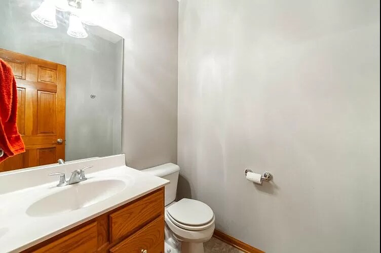 Building Photo - 4405 Fall River Dr