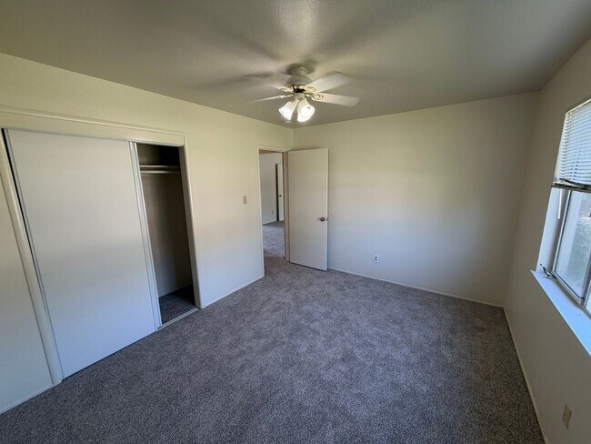 Building Photo - 2832 Sweet Way