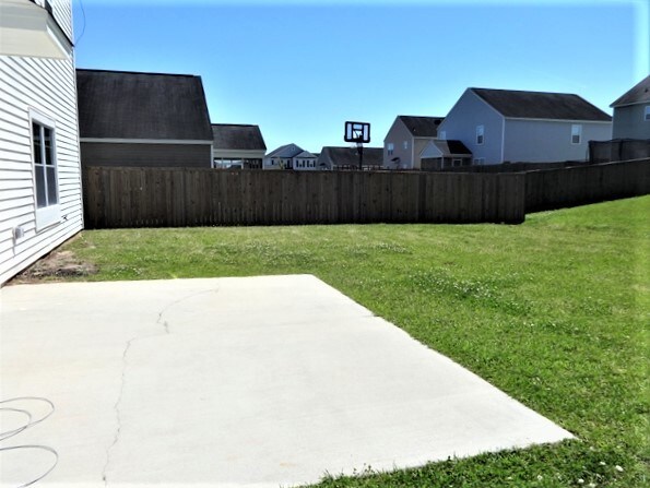 Building Photo - 1067 Briar Rose Ln