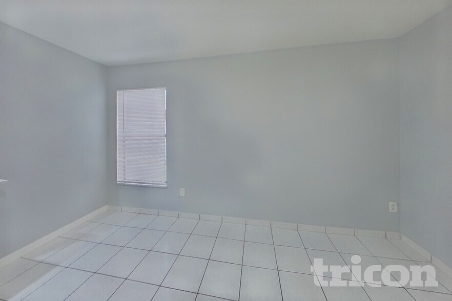 Building Photo - 234 Satinwood Cir