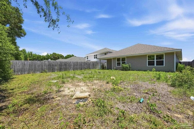 Building Photo - 5367 Peach Dr