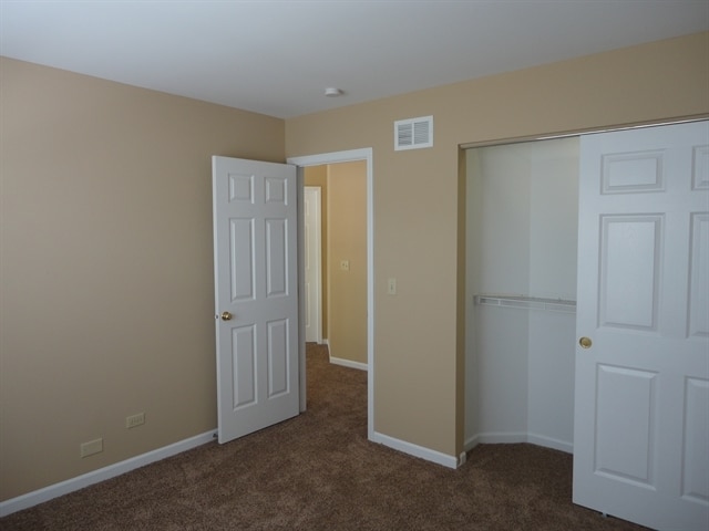 Building Photo - 626 David St