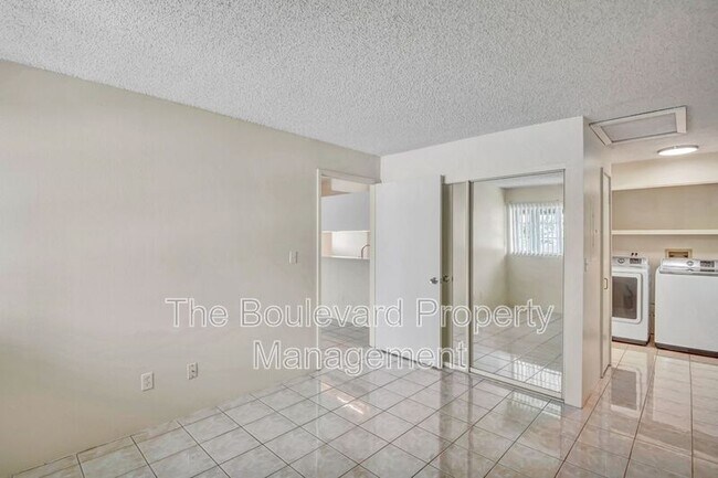 Building Photo - 91-1062-1062 Makaaloa St