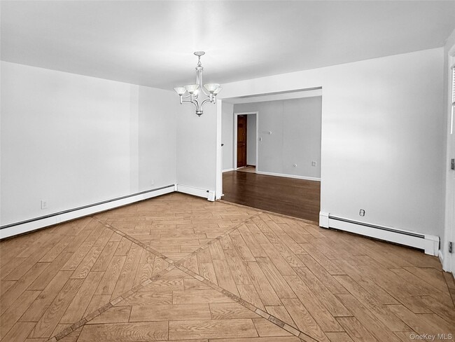 Building Photo - 83 Kent Rd