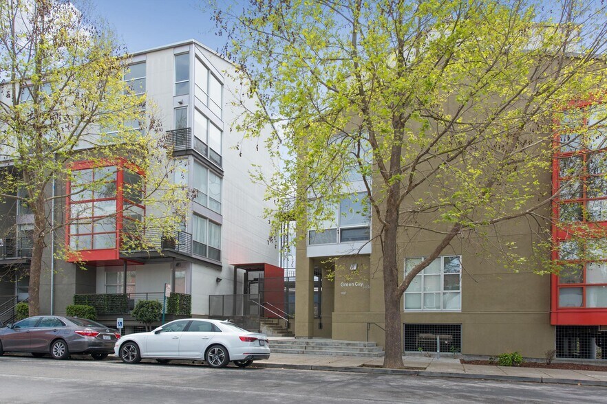 Building Photo - 1007 41st St