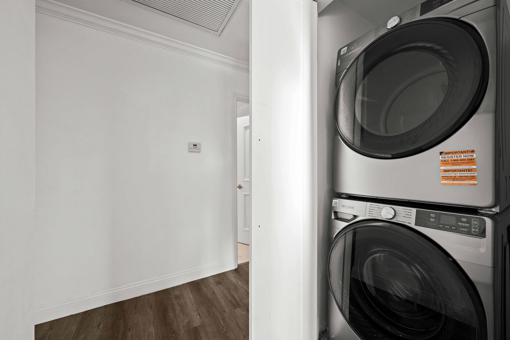 Building Photo - 1621 Hi Point St