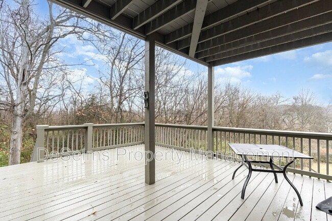 Building Photo - 4423A Providence Heights