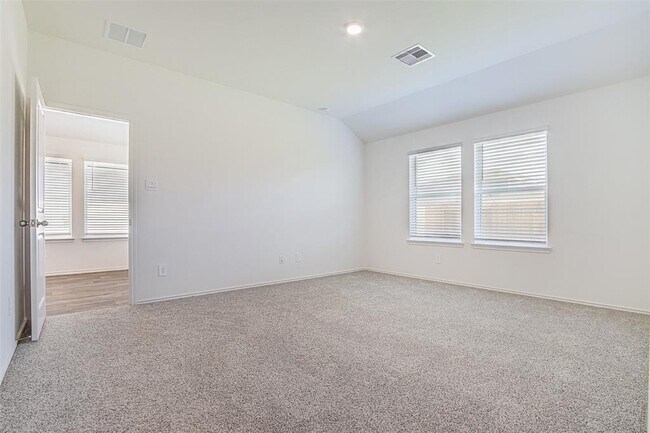 Building Photo - 4302 Freya Pointe Dr