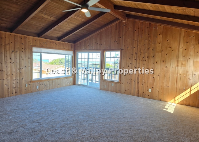 Building Photo - Beautiful Seaside Home for RENT!!!