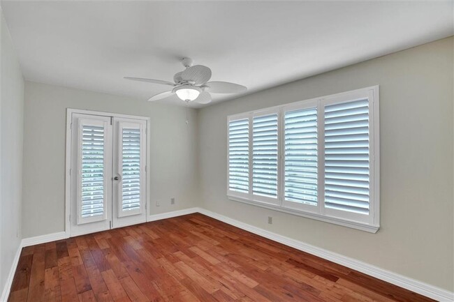 Building Photo - 3611 Las Colinas Dr