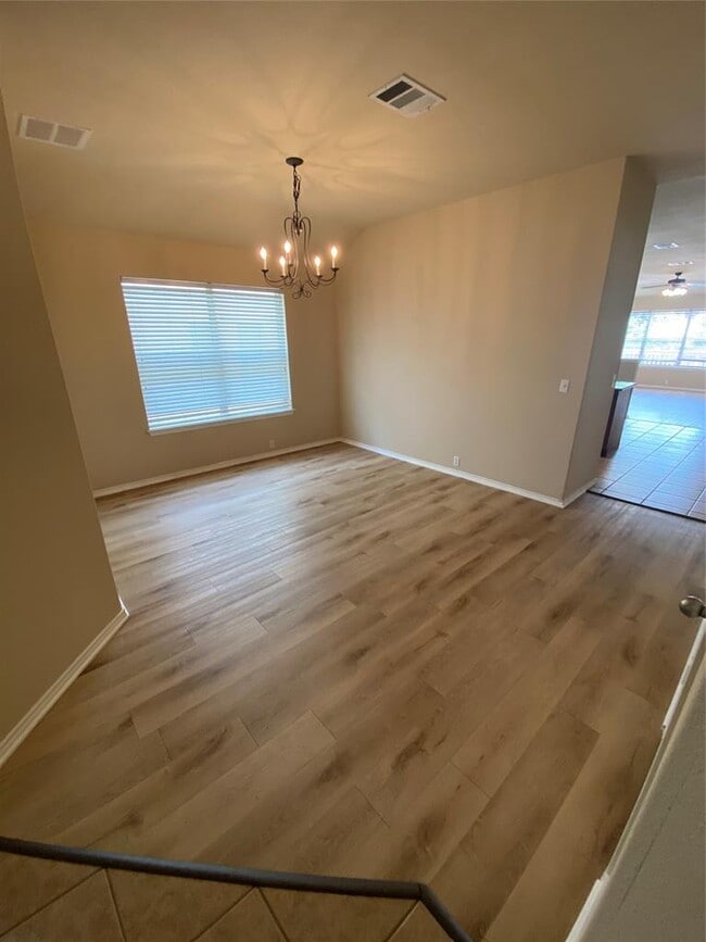Building Photo - 2307 Paradise Ridge Dr