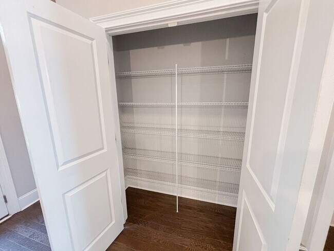 Building Photo - 1028 Bowman Woods Dr