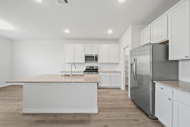 Building Photo - 21290 Catalina Palm Dr