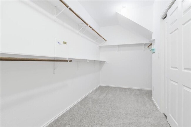 Building Photo - 712 Arrowood Pl