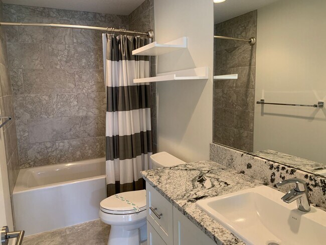 Building Photo - Honey stop the car one-Level ranch in the ...