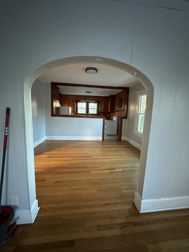 dining room - 2212 Allin St