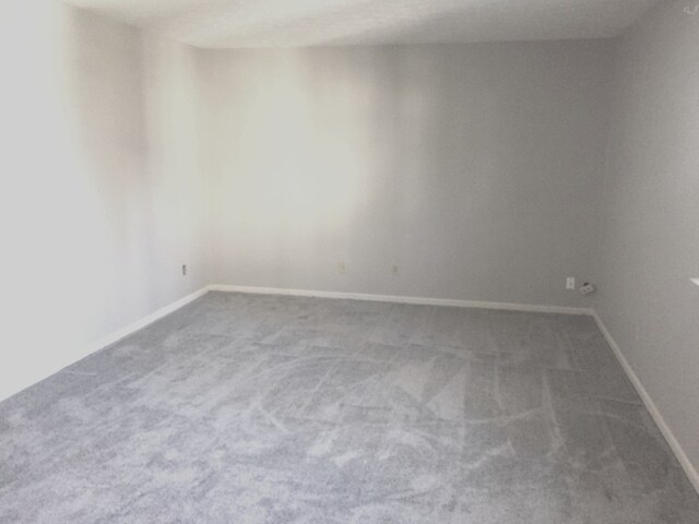 bedroom 1 of 3 - 401 Shakerdale Rd